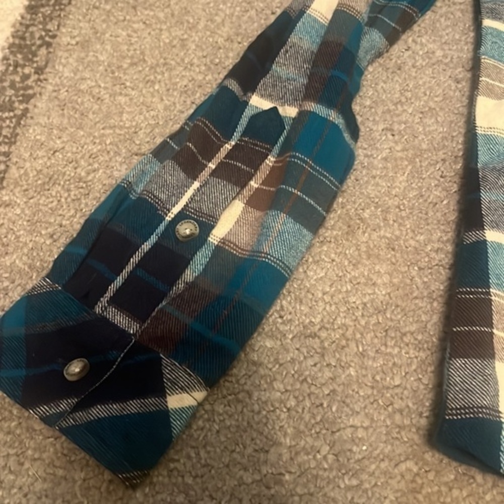 Legendary whitetail flannel size S - Picture 6 of 7